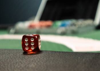 From Stadium Roar to Screen Tap: How Fans Bring Matchday Energy Into Online Betting