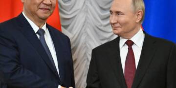 China Cuts Off Key Tech to Russia — Putin’s Weapons Production Set to Suffer