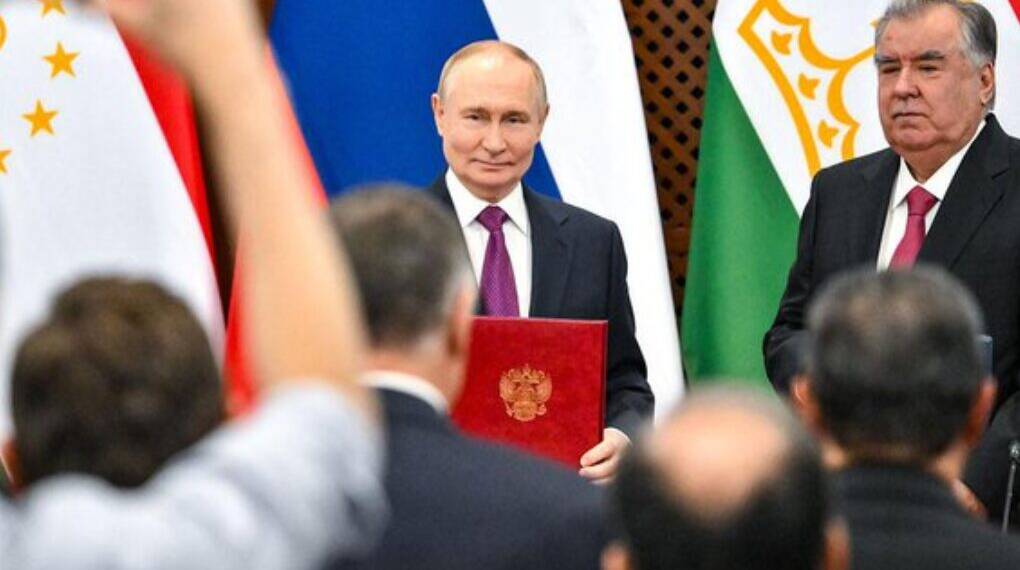 The European Union has accused Tajikistan of failing to comply with the arrest warrant for Vladimir Putin.