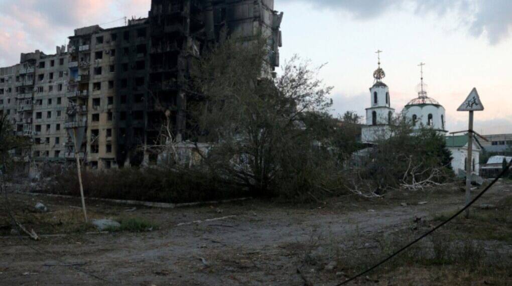 Russia Claims Capture of Key Town Toretsk in Eastern Ukraine