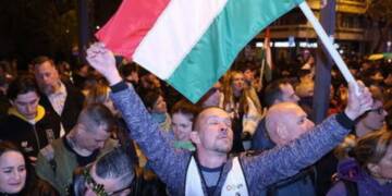 Orbán Loses Power After 16 Years: Hungary Faces Major Shift Toward EU Alignment Under Peter Magyar